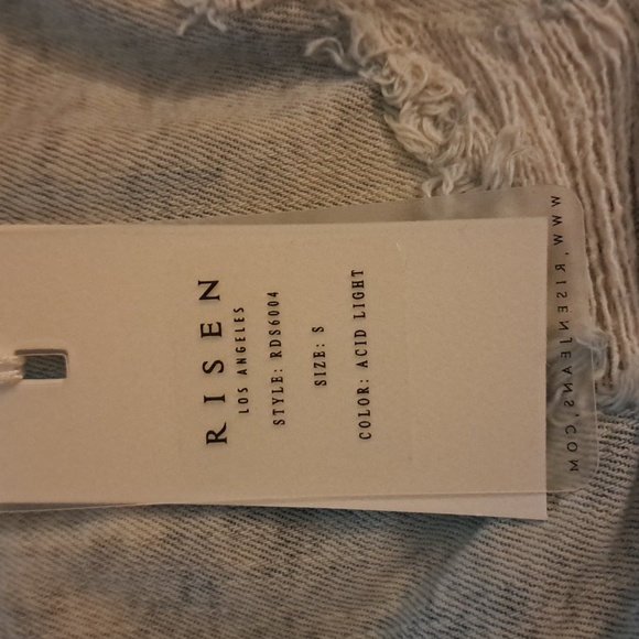 Risen jean shorts womens size Small cross over distressed hem acid wash RDS6004 - Picture 6 of 7